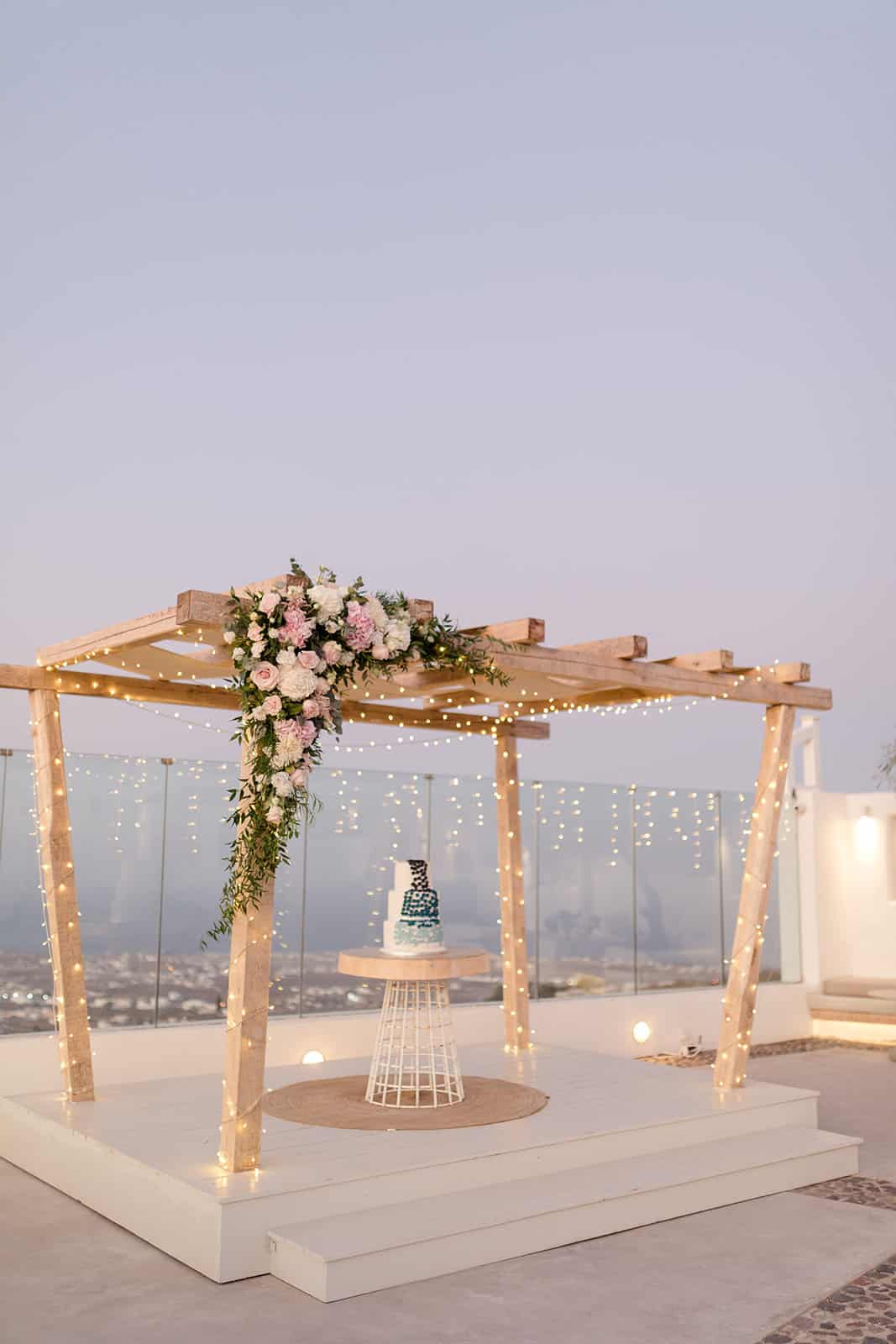 svatba Řecko Santorini Pyrgos