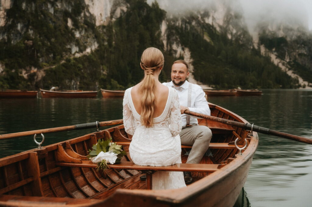 Svatba v Itálii u Lago di Braies