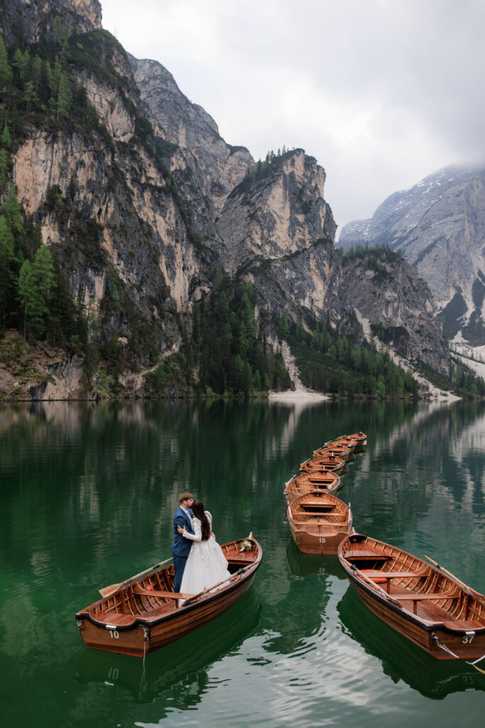 svatba v Itálii u Lago di Braies