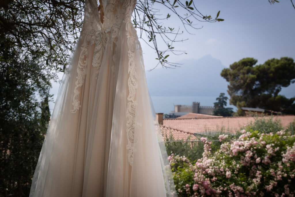 svatba v Itálii v jezera Lago di Garda v Torri del Benaco