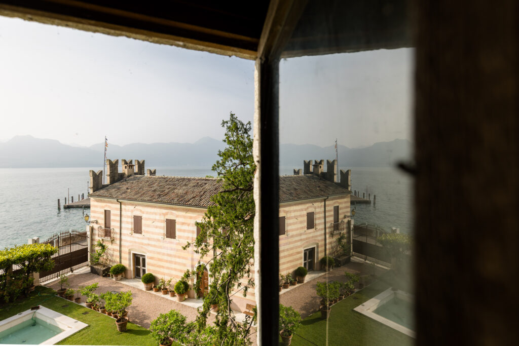svatba v Itálii v jezera Lago di Garda v Torri del Benaco