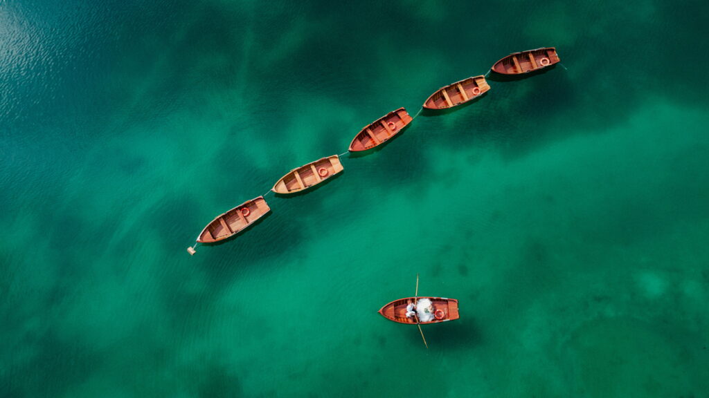 svatba v Itálii u jezera Lago di Braies