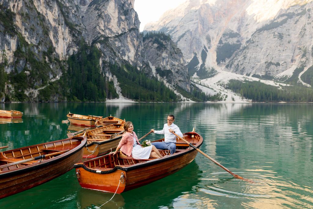 svatba v Itálii u jezera Lago di Braies